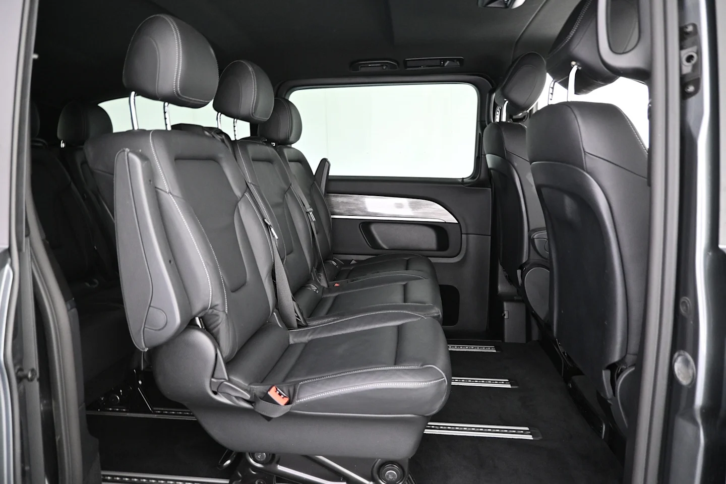 Car Image - 1KVC5KjoAOwUEIVlwmcQZj