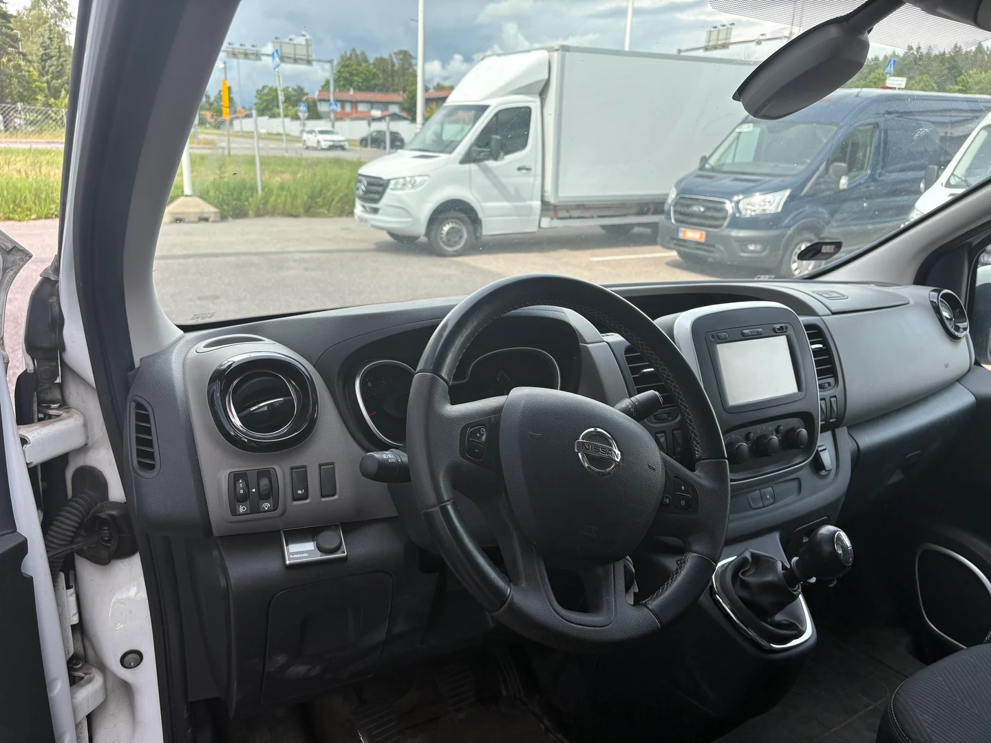 Car Image - 3MTUEBUOEsIVxCGiKvHrjG