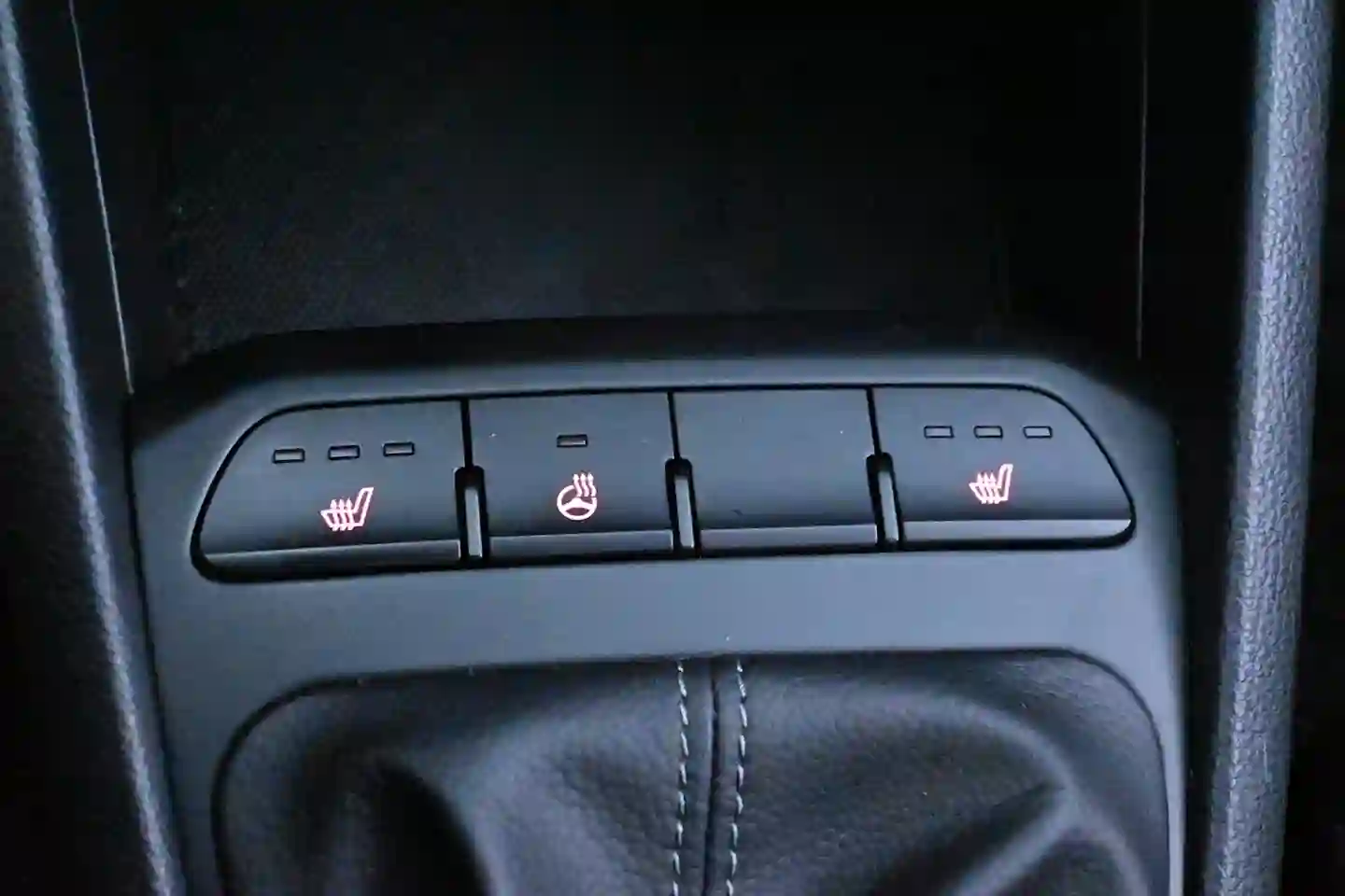 Car Image - 49x0Qn2FvZMzfIWeFQ2OZ4