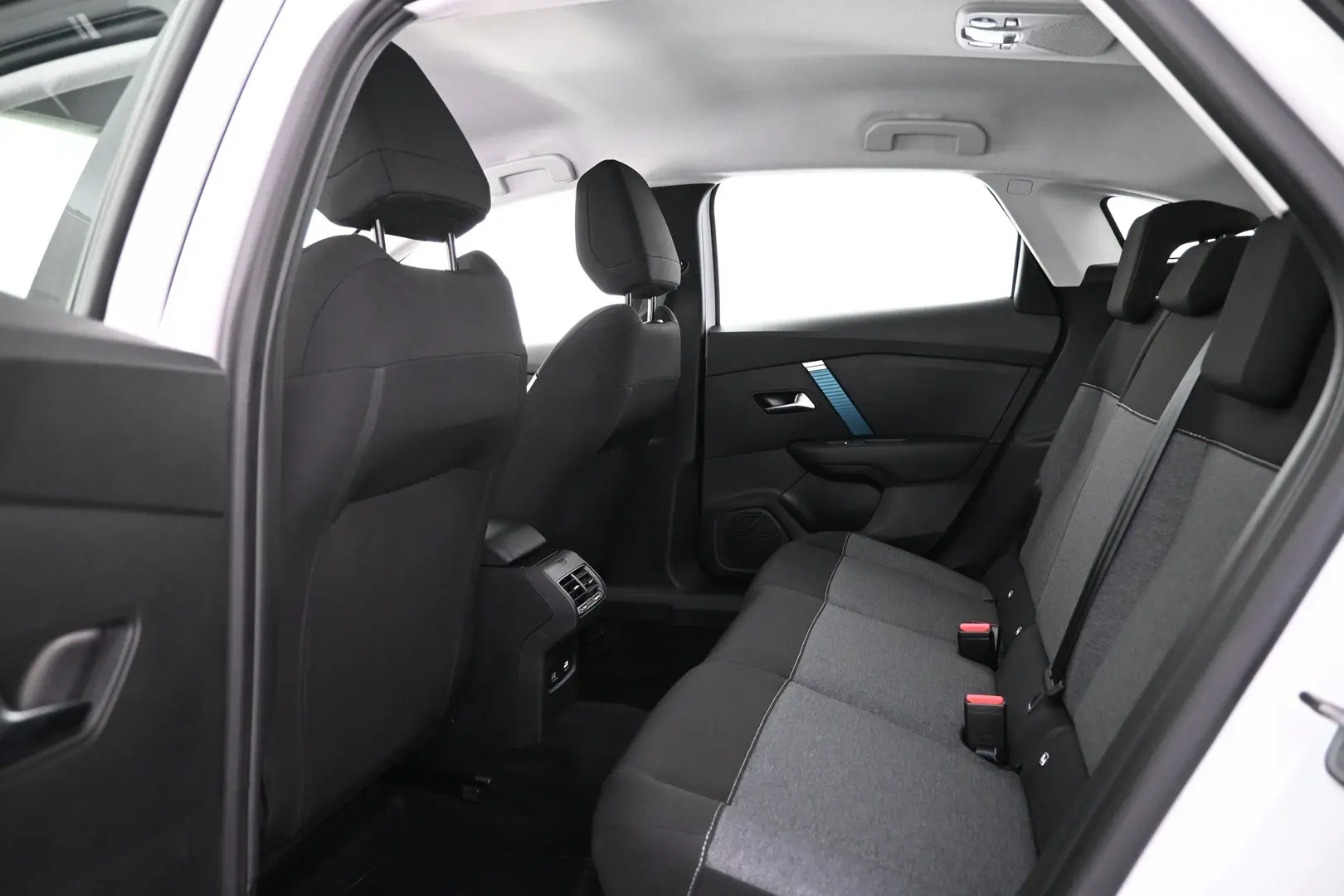 Car Image - 7z75j7VcmQKBEbskA5DiE9