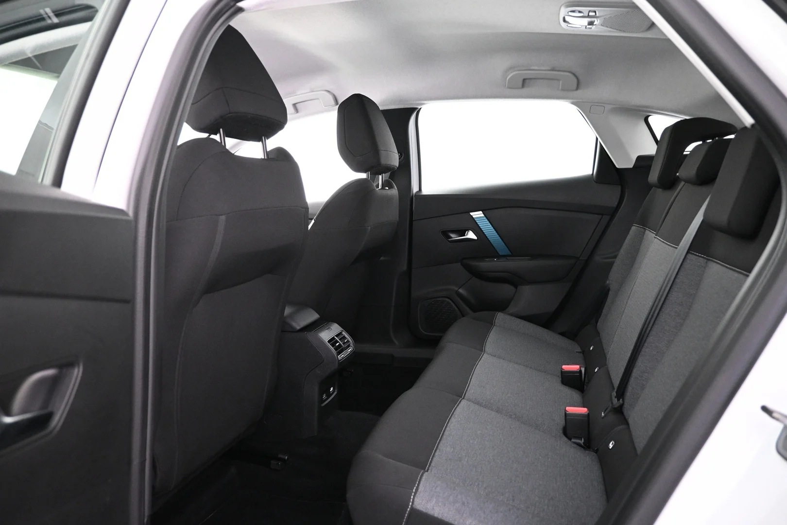 Car Image - 7z75j7VcmQKBEbskA5DiE9