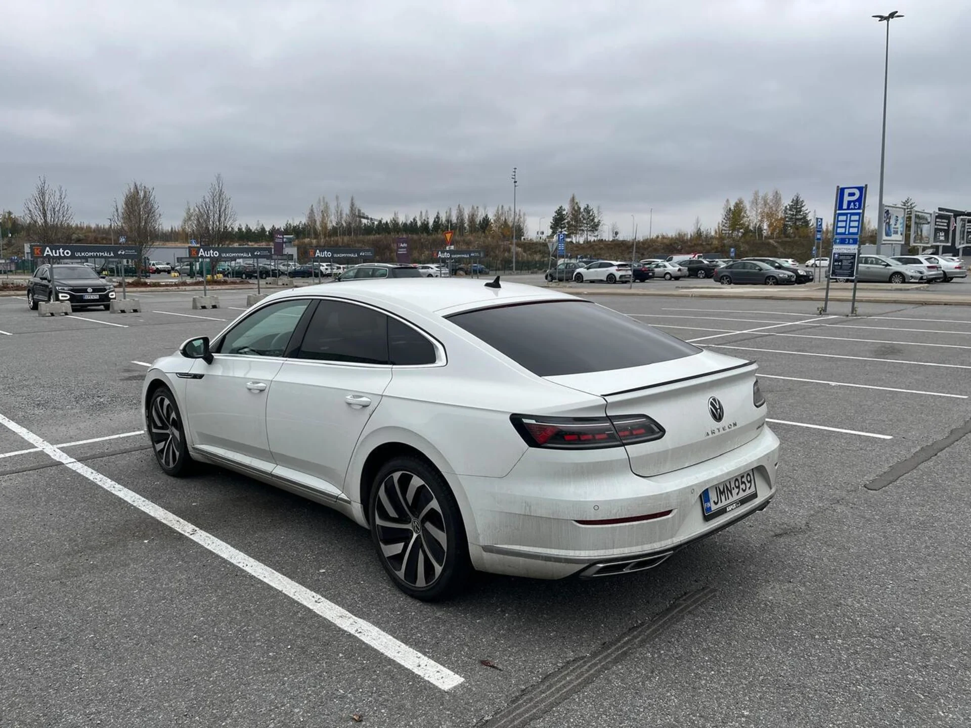 Car Image - 1t28WDydhO4z77nx6LsuaG