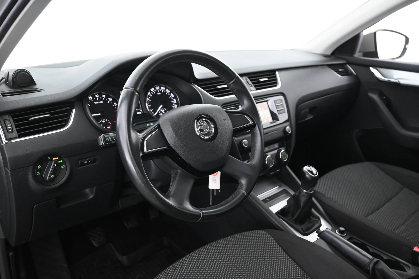 Car Image - 6jaovG4p7DzsQFxqEnS5Js