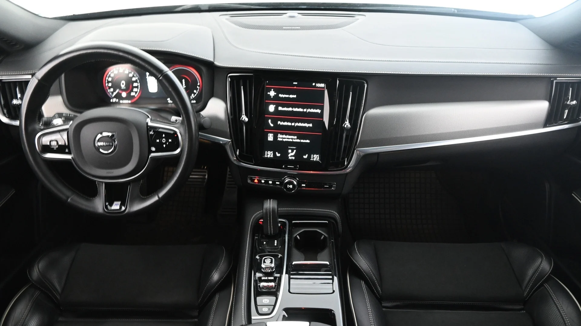 Car Image - 7uA1qSiMrZqz8cOSy1V6cZ