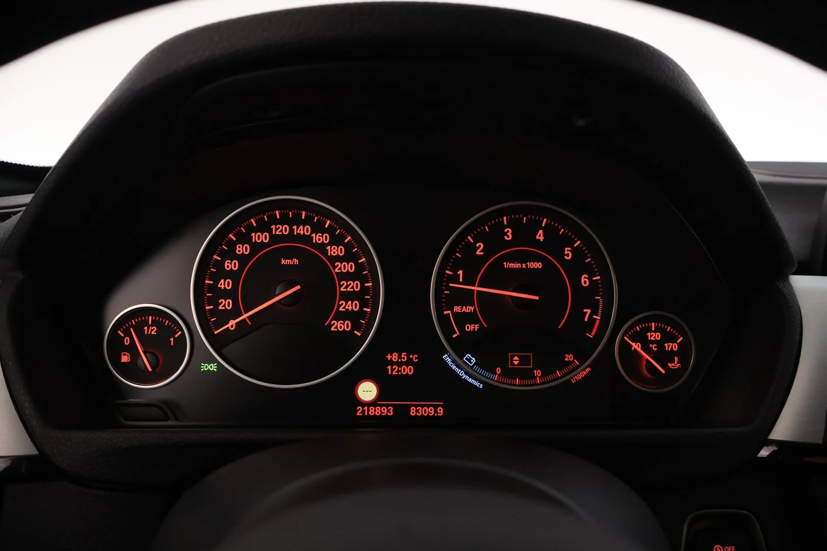 Car Image - 7GS9O4sAro4Jt8kquw5zzE