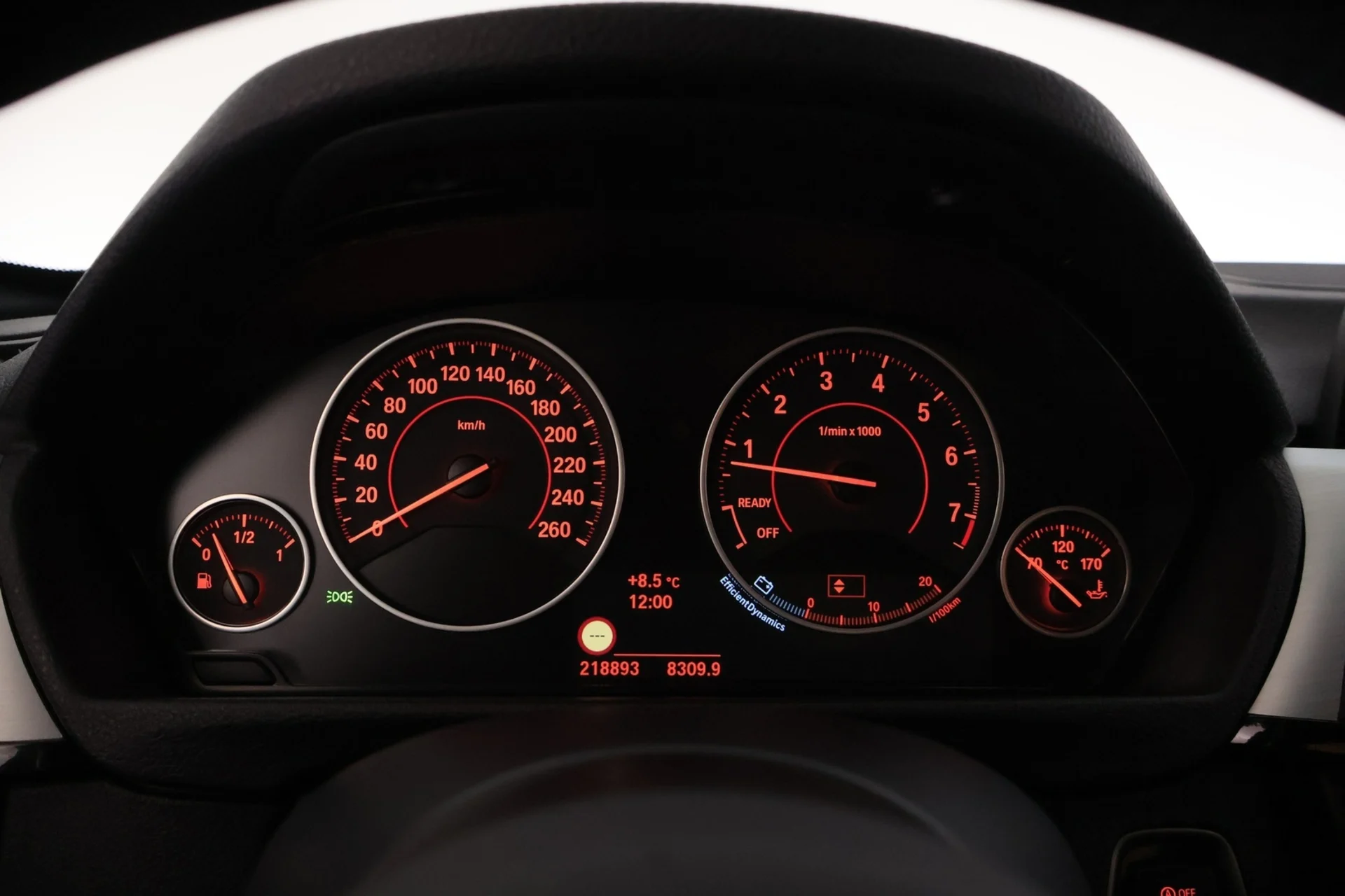 Car Image - 7GS9O4sAro4Jt8kquw5zzE