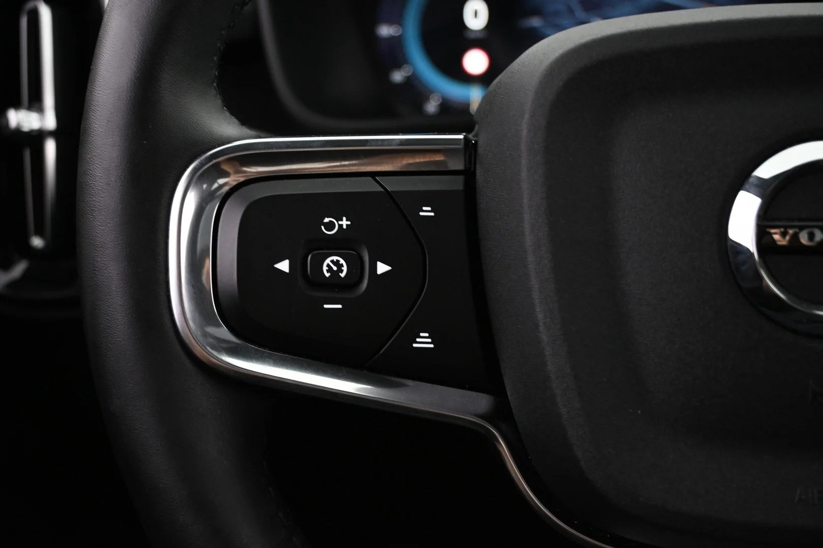 Car Image - 3oMCdGwuwGrcQQai2Fu2Kv