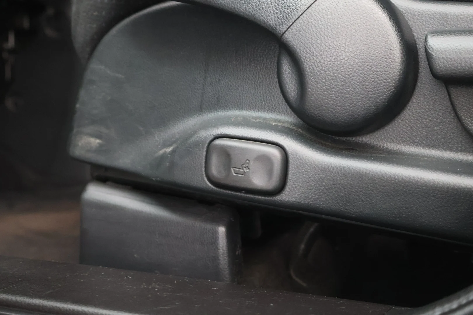 Car Image - nMoSDlS1Oppl8AF4fErnb