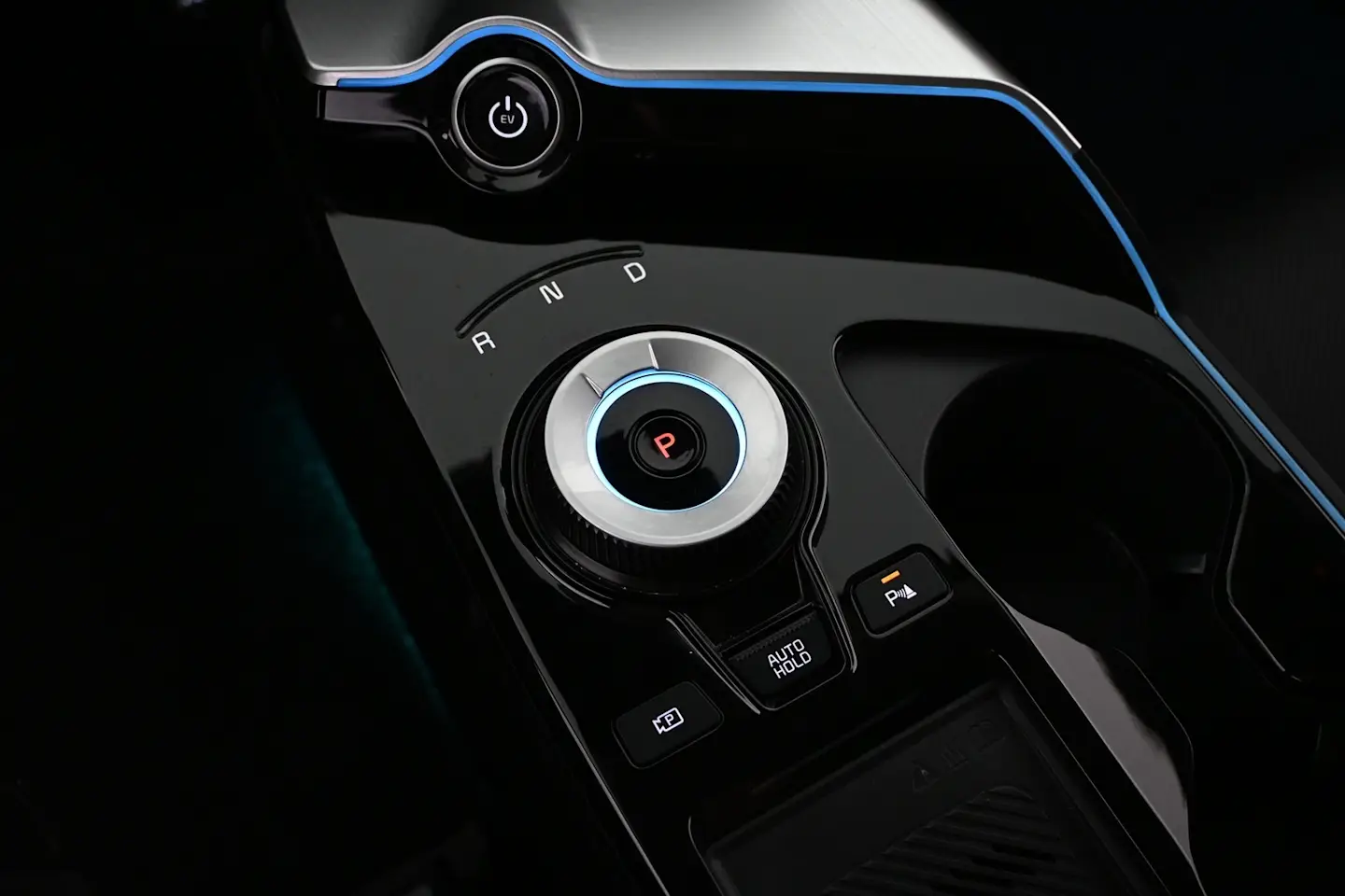 Car Image - 44FQNQpgYPIhMll34QDOgN