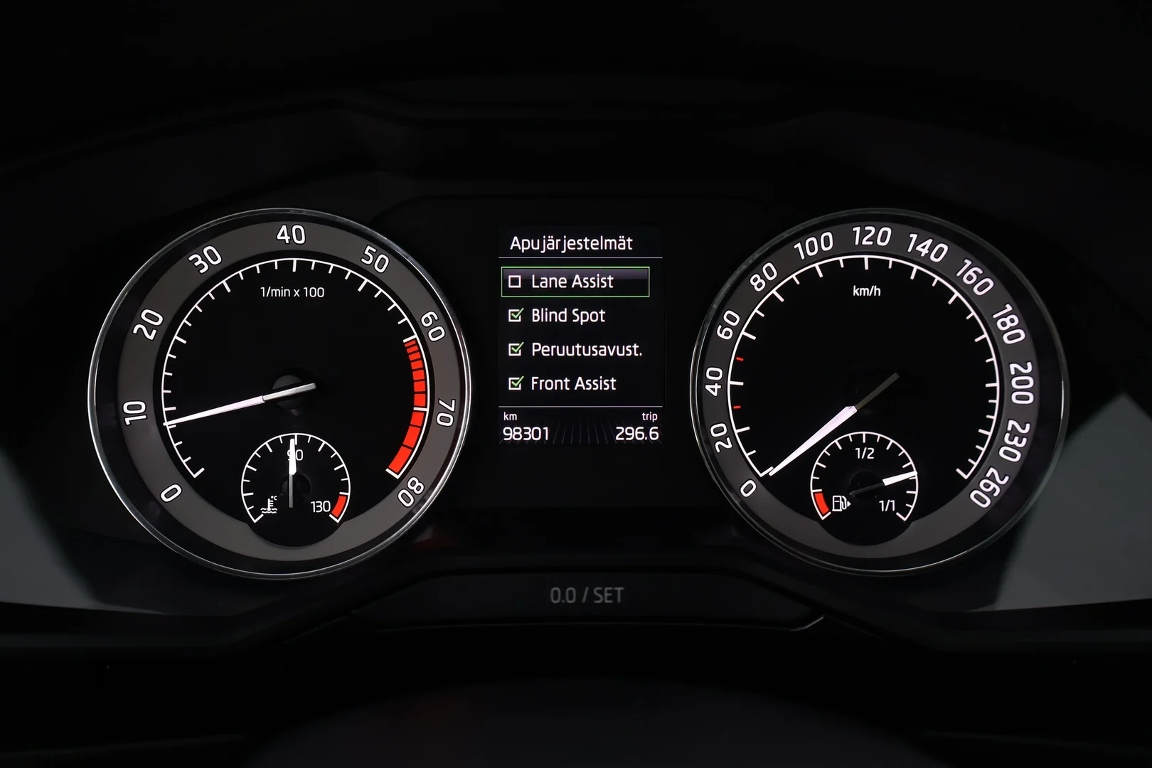 Car Image - 7i1J7vyGF02N9qBxZwgzNO