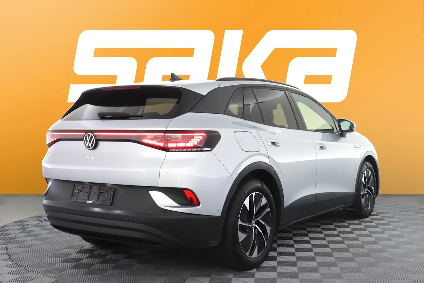 Car Image - 30y0a2HsrN4WIHlJV4KIVa
