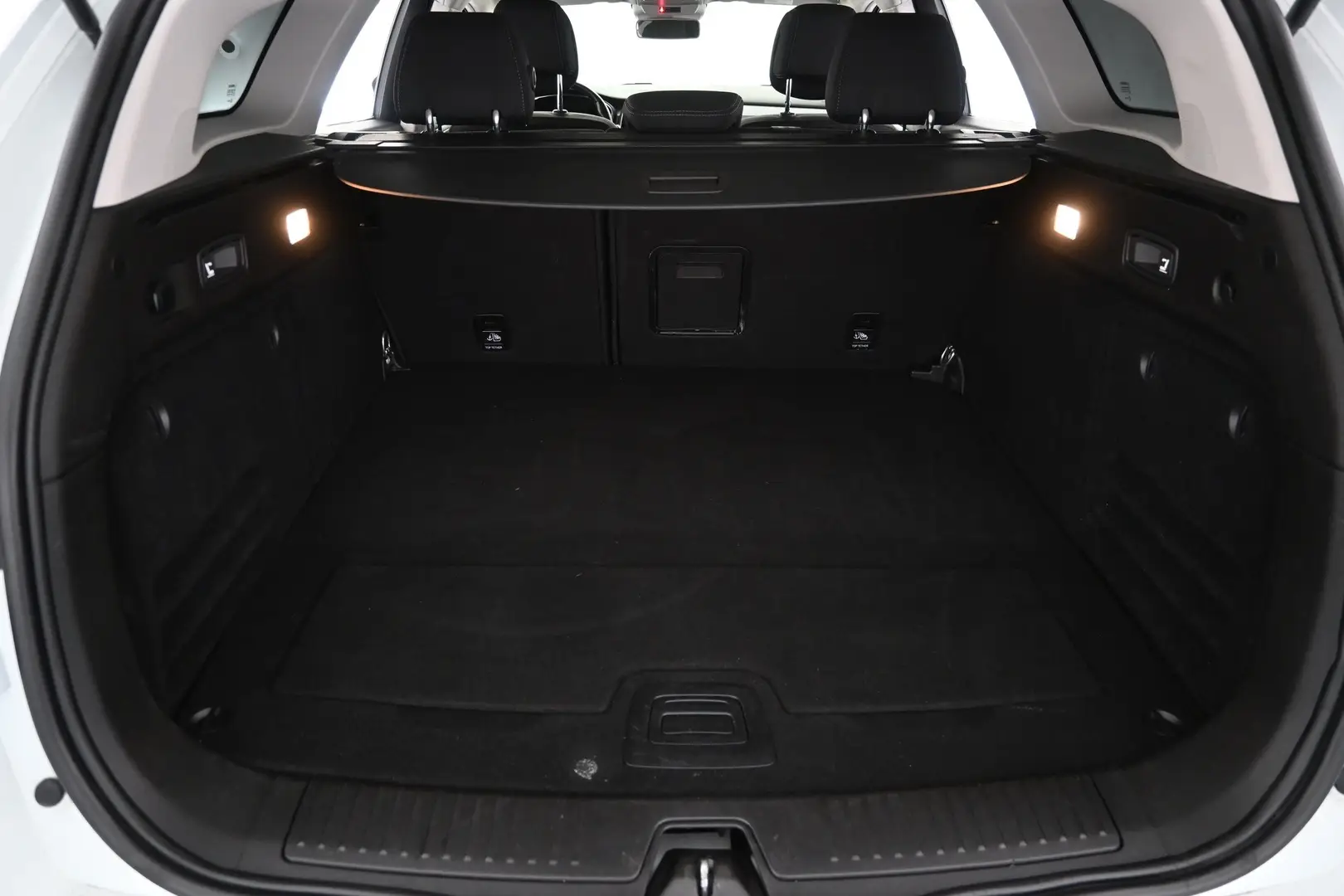 Car Image - 6qyU1yMLc5Bn0dlVaPytCA