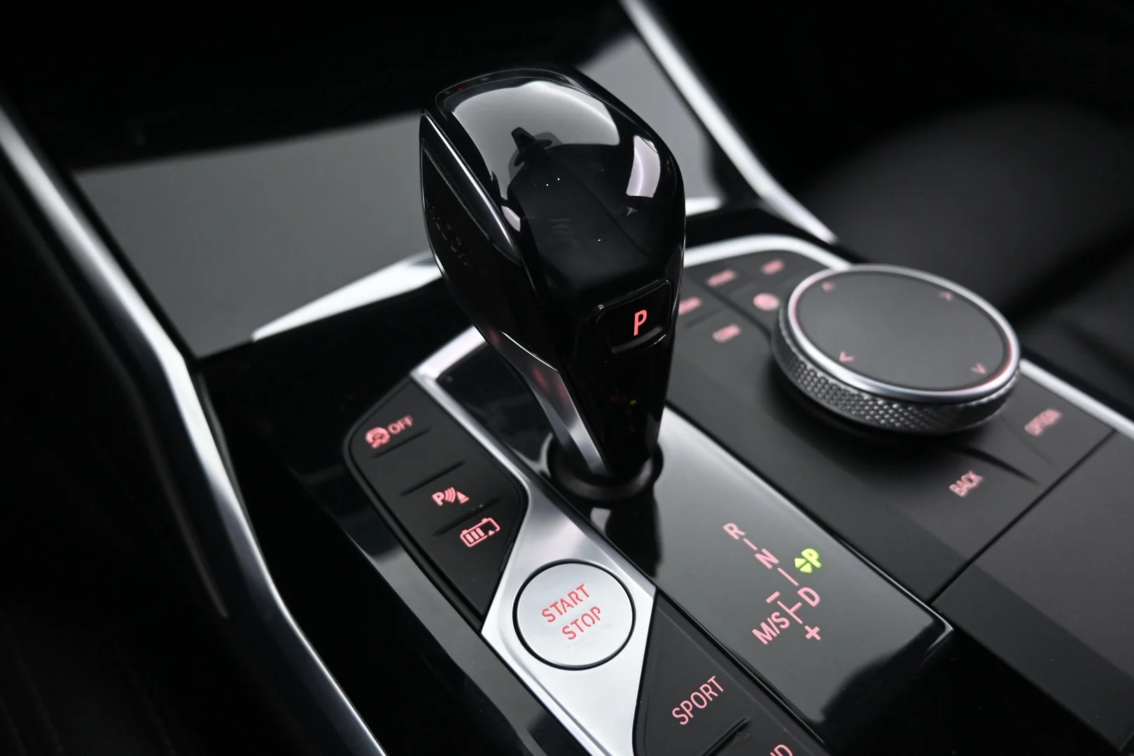 Car Image - 27XnguP3SHgkdcYnV060FN