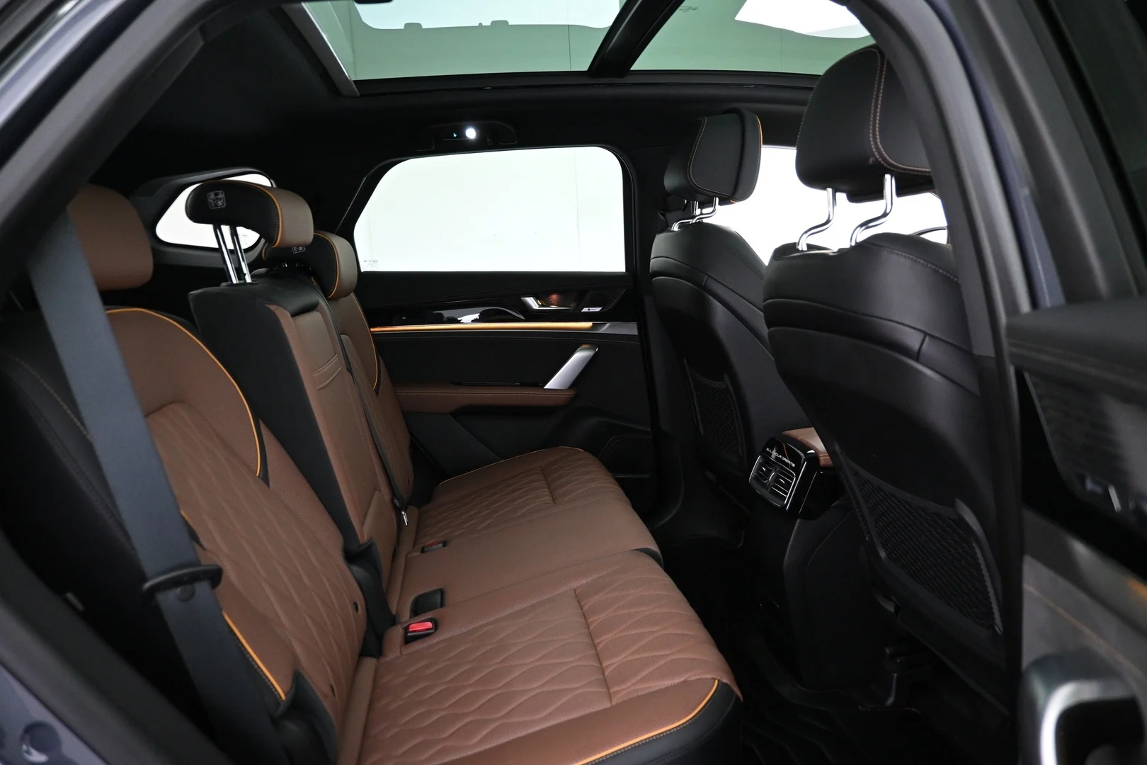 Car Image - 5Df6bEQ2FTV7ZsdqO6vlHz
