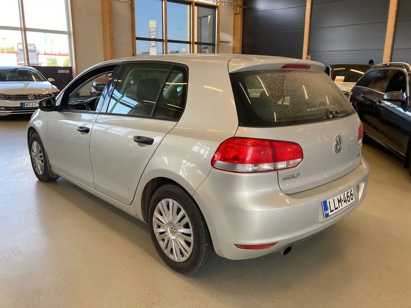 Car Image - 6geanW5lDNkL8ojHJ8r3hw