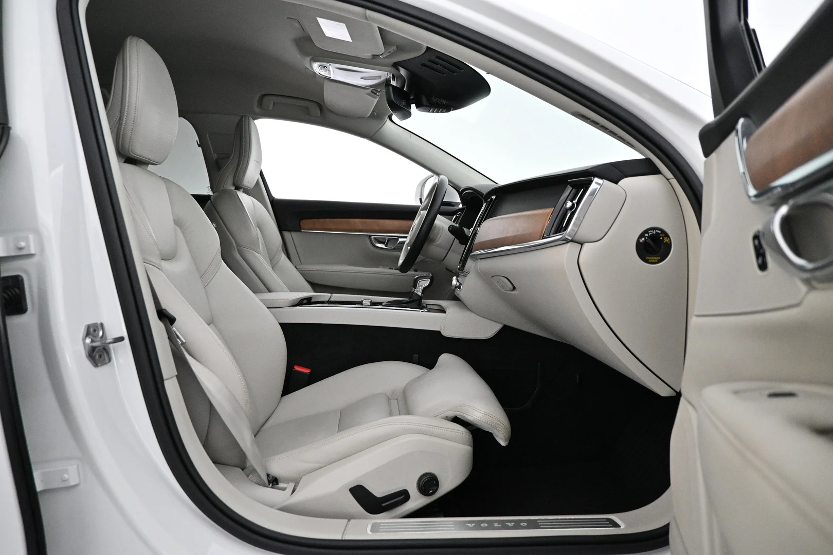 Car Image - 16IVbM3lYYzyaXl5Nr0pBO