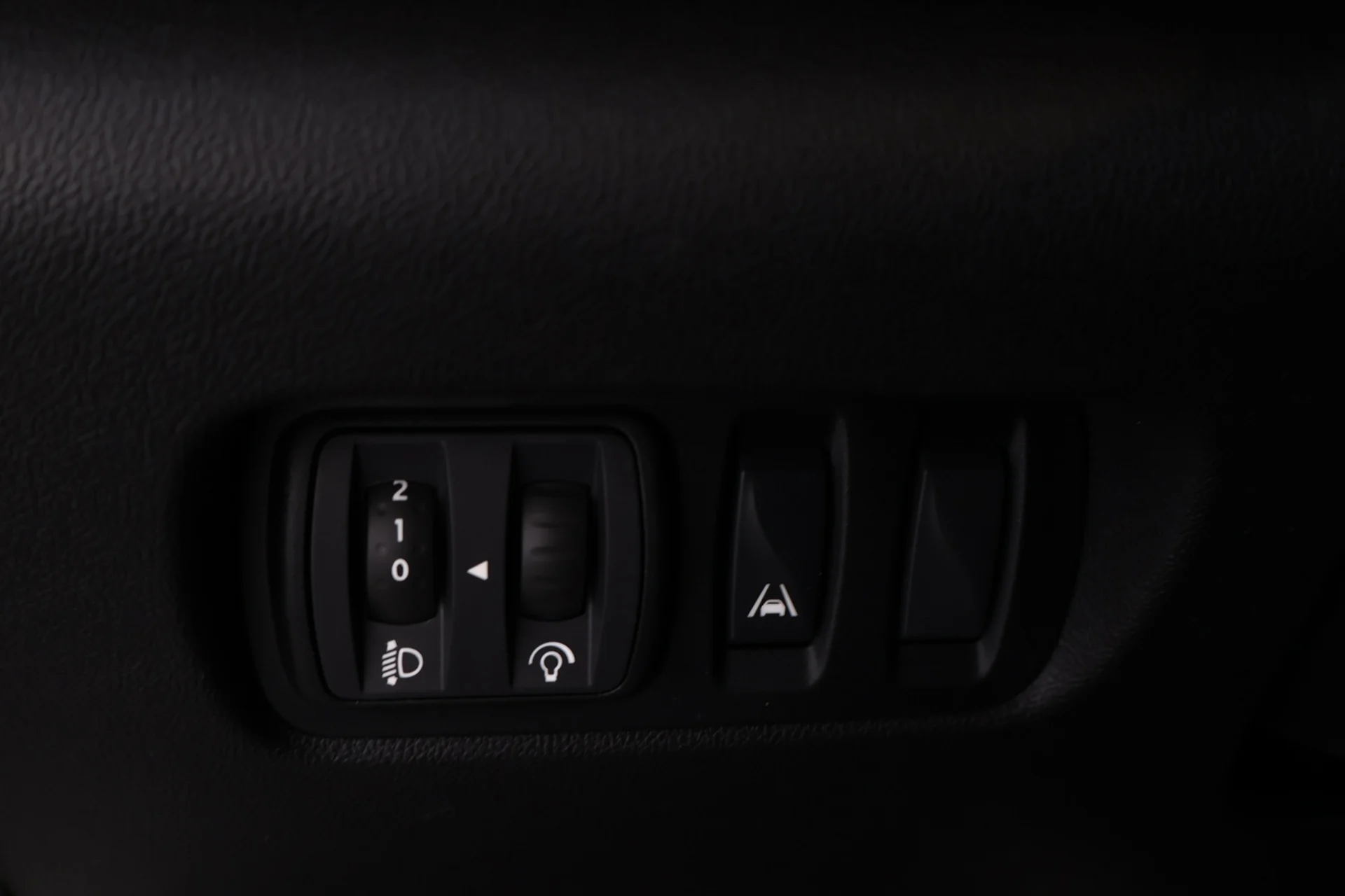 Car Image - 7MscV7TstTqIrfOsj3EJUz