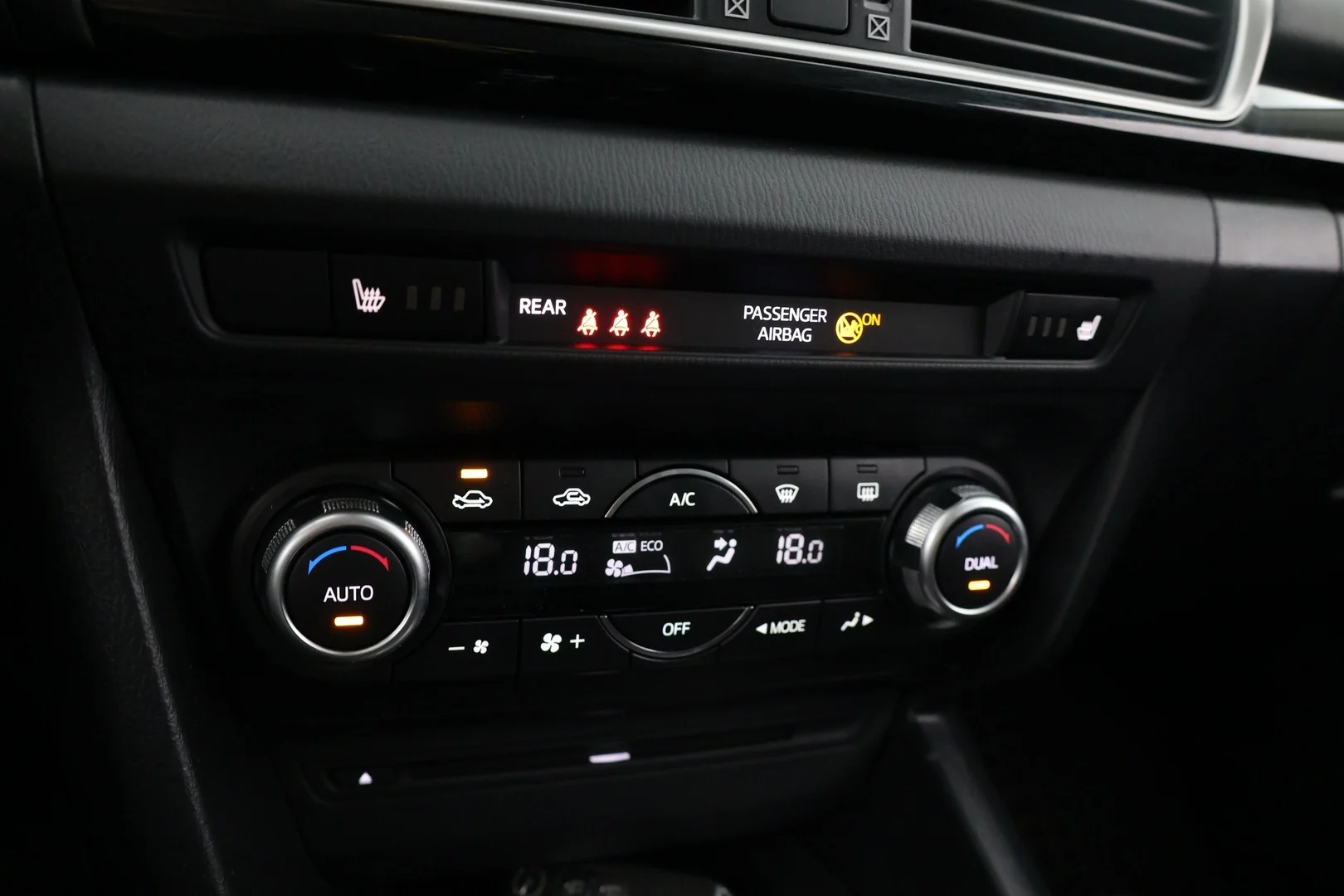 Car Image - 5oTnxAvVeiluJRPrVWYhbM