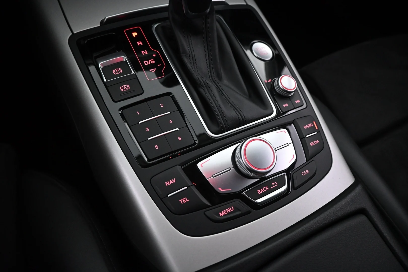 Car Image - 2LpoOpuaRAtALXRW9SB8QK