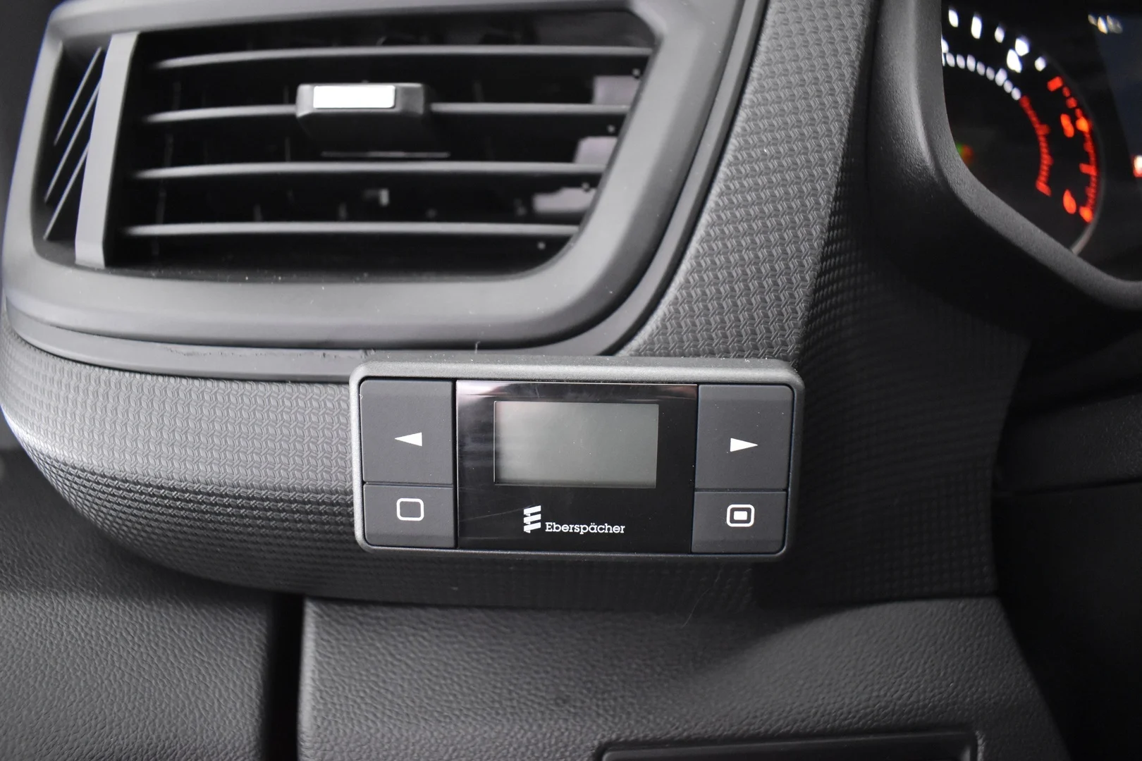 Car Image - 2KKzPx4t3OUA0Lbb719wJQ