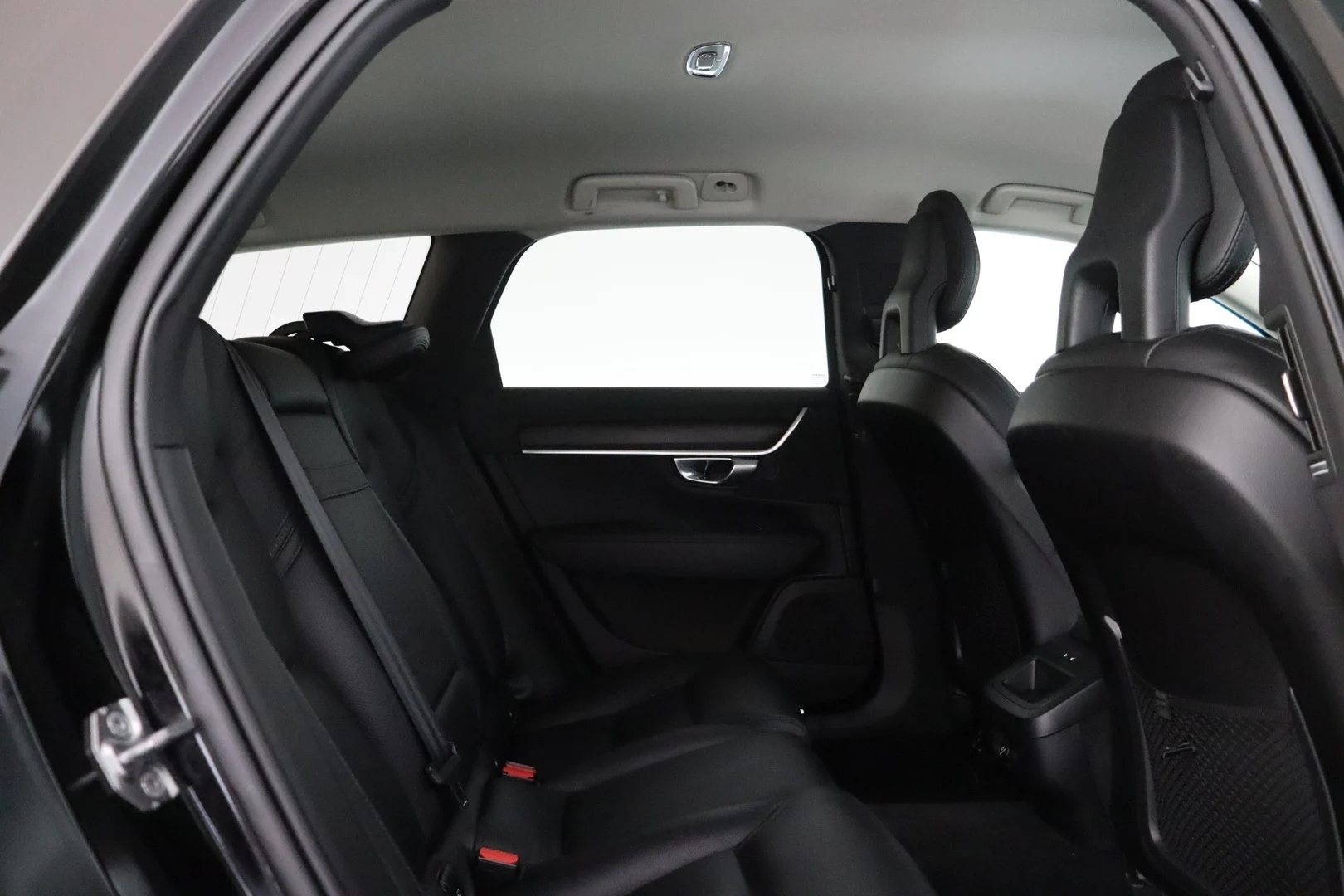 Car Image - 5rYIetYI3zCRu2xuM3iUl4