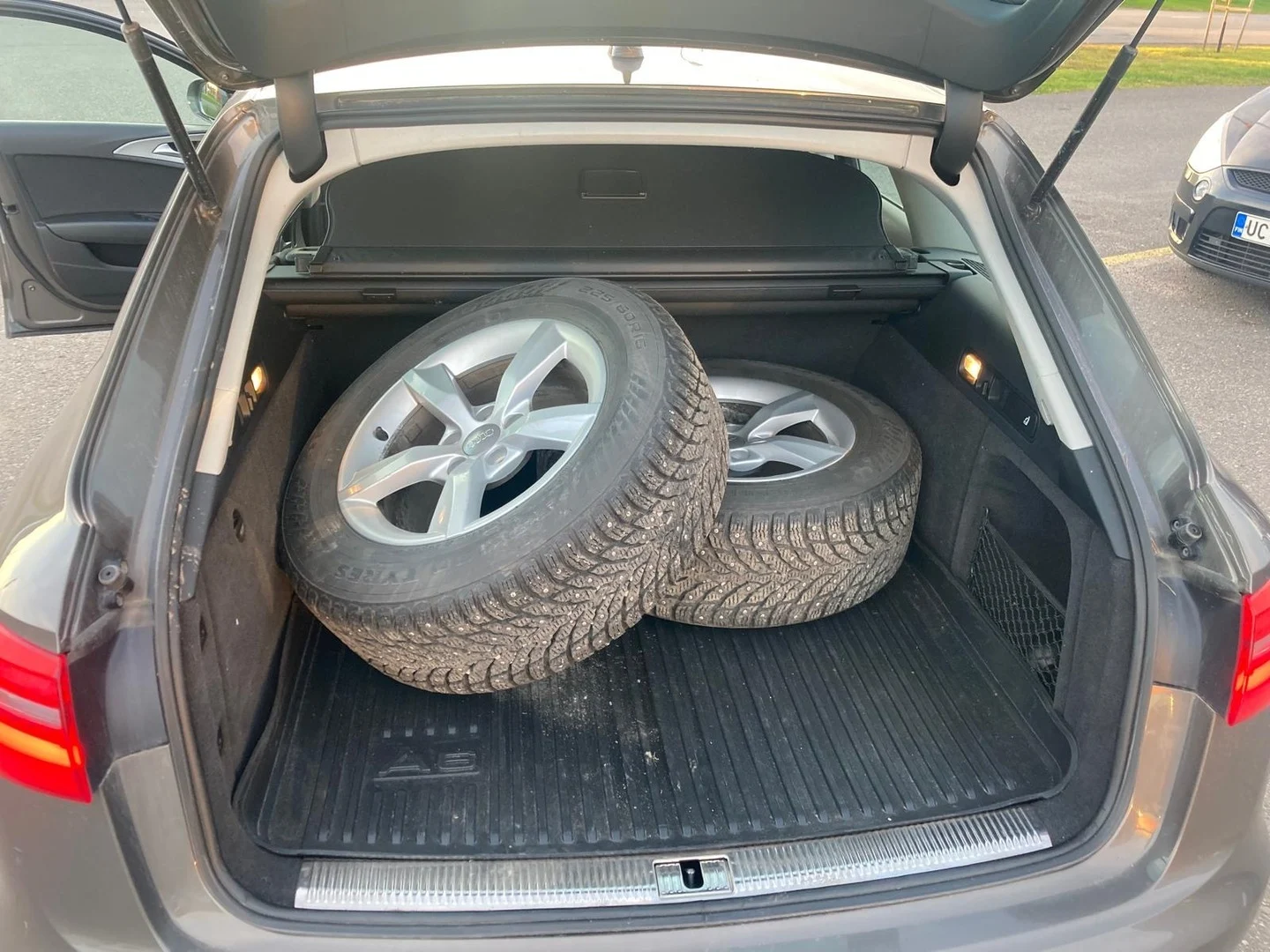 Car Image - 3mR9HuujcZRHFuvJ9yugFt