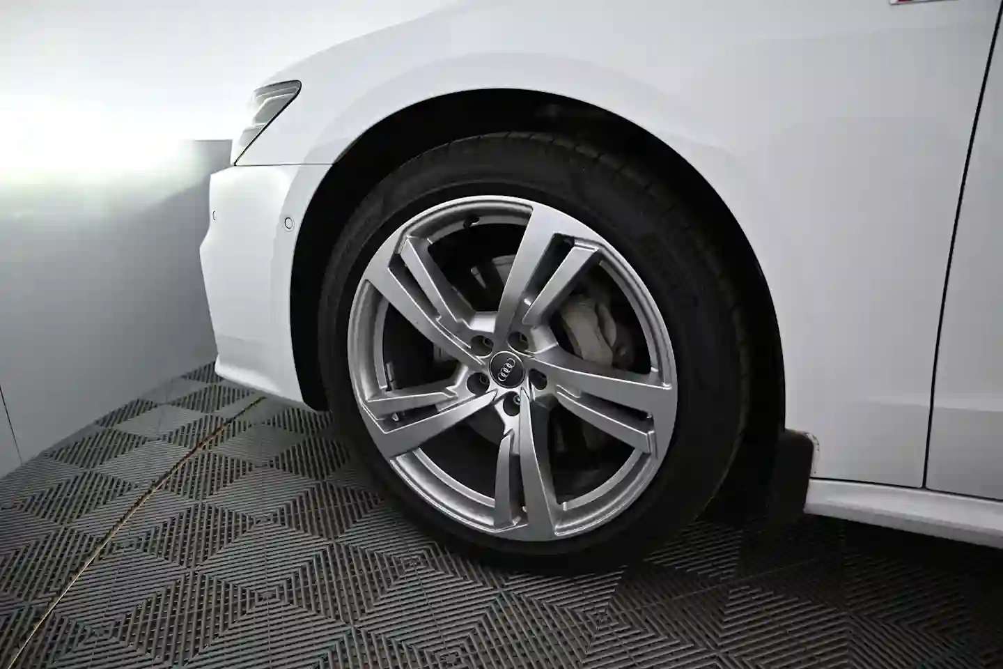 Car Image - 1py0Qttz7TFUY2S5NVBXs4