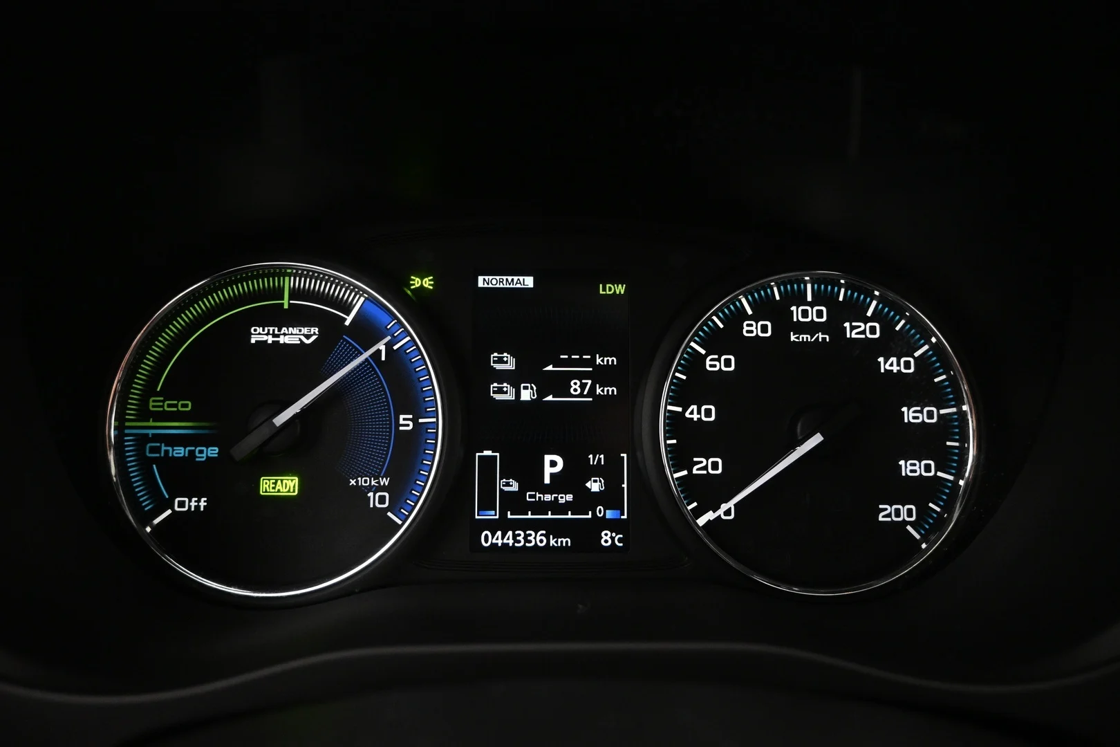 Car Image - 7JLLOYOWhRTJyrYEQBKF9C