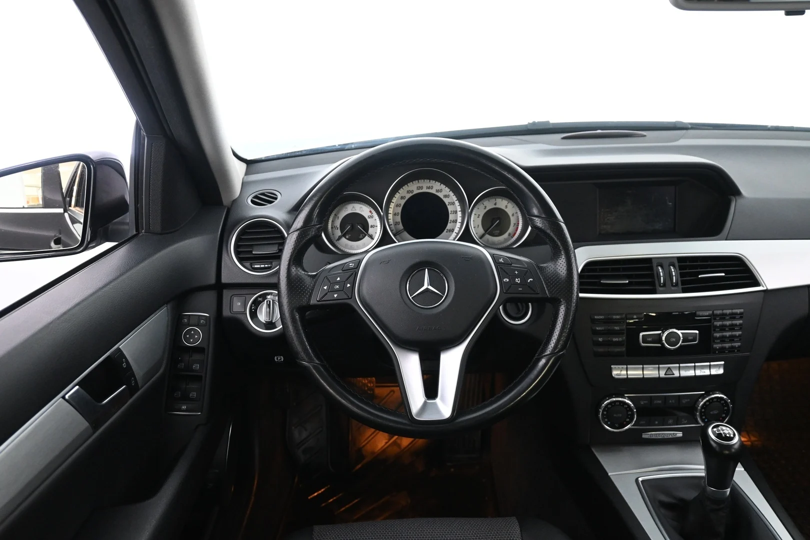 Car Image - 7dTj2q6y9qxjHIzNUygidU