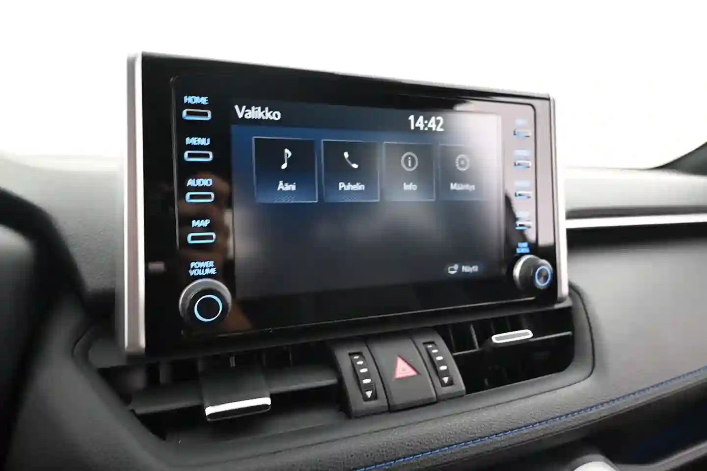 Car Image - 3IXprkeNwGyc0xeHEMUkwA