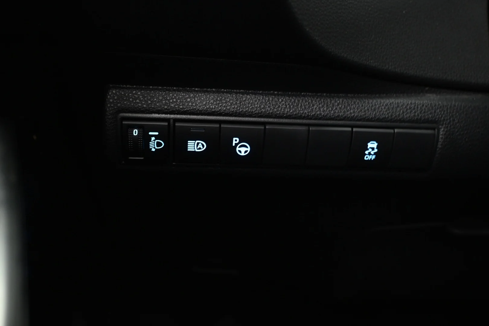 Car Image - NLnbG31Z27GXrFrjY53cj