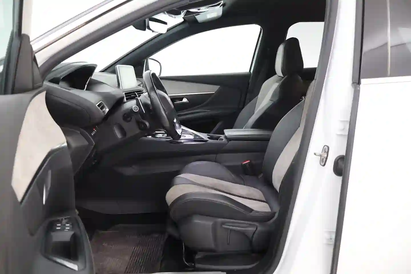 Car Image - 2md5BMDeFn9Ystpa6eBXSF
