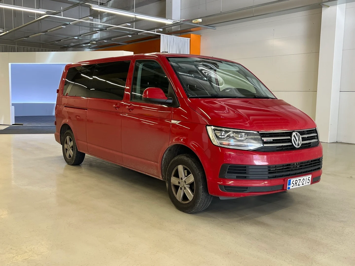 Car Image - 6G1OTFi38LCQvngiRsC9Y7