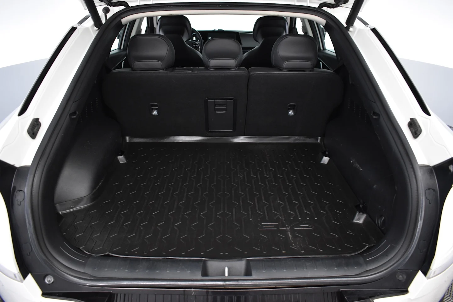 Car Image - 2VW3aPDBCmZc1B8tns5rHx