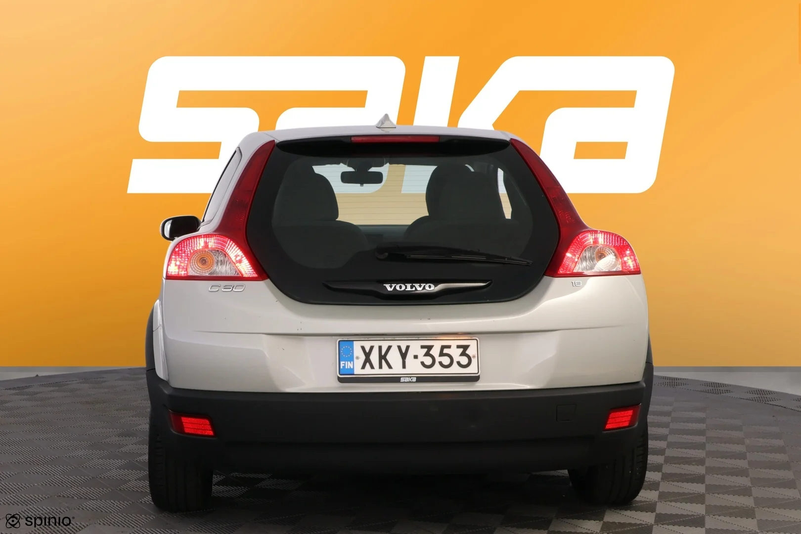 Car Image - cjaL5d8EdaRo0SfDm6rrr