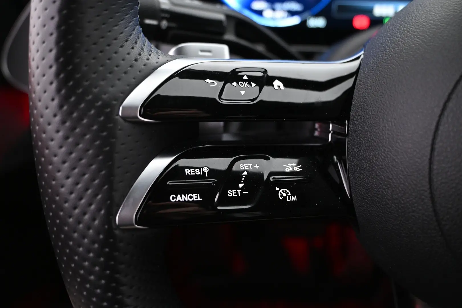 Car Image - e45x34NNFbo1dNcMBIDs7