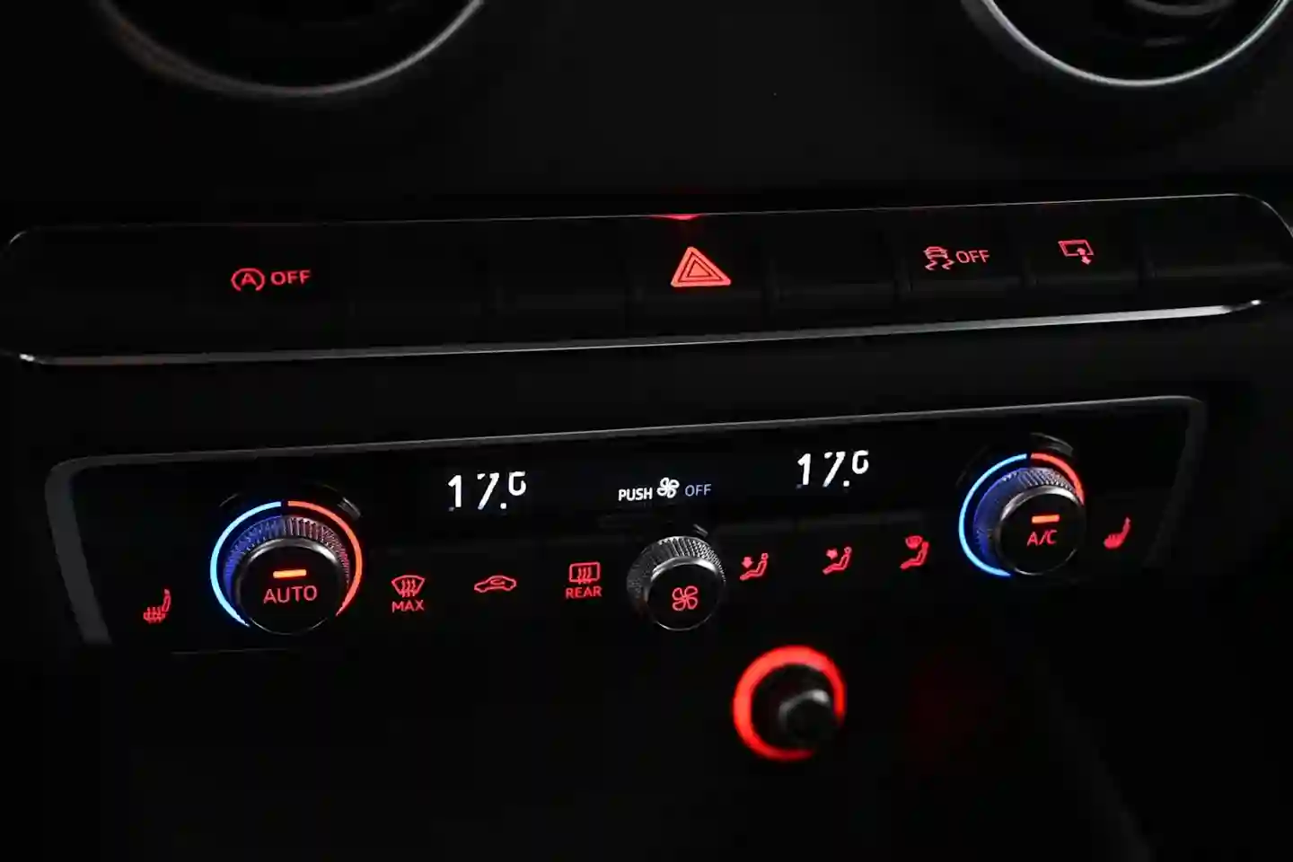 Car Image - 4evnhuysE2hLjY3RLl7IzG