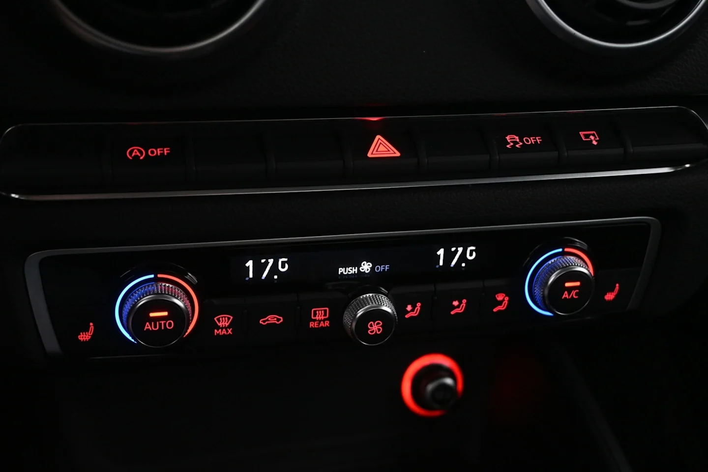 Car Image - 4evnhuysE2hLjY3RLl7IzG