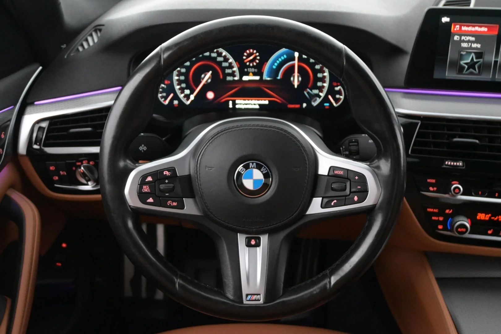 Car Image - 1MjyJacvBqKBH1xaTNF4SY