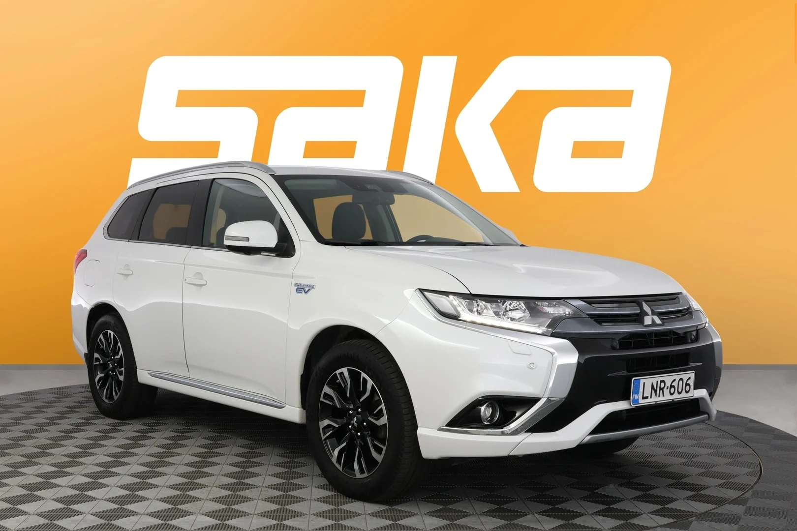Car Image - 1R0dKQ33H51FRnAc6VXkBQ