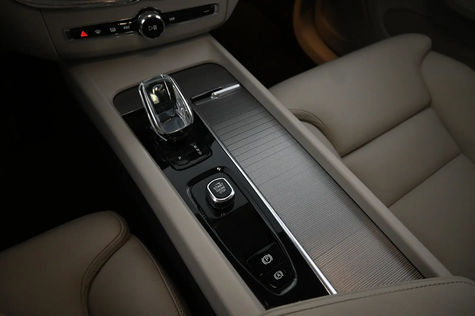 Car Image - 4PP5IDLasFoT4py88qlN91