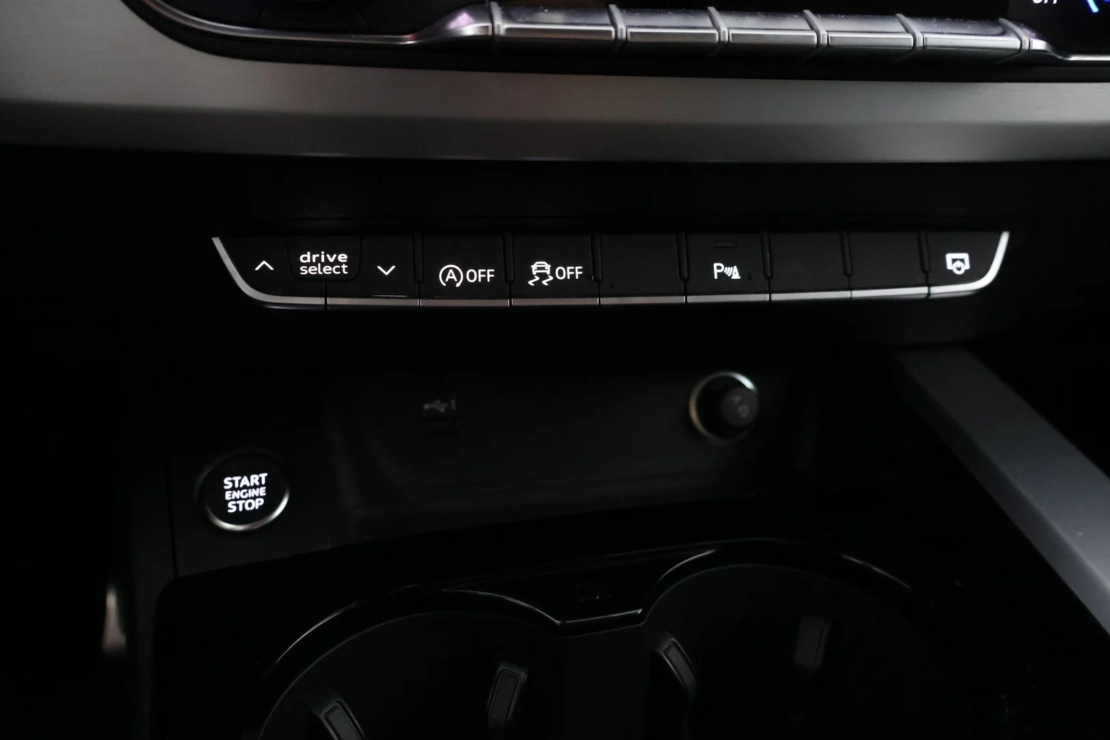 Car Image - 2G9hUF7RGBNRJnRknUBD6w