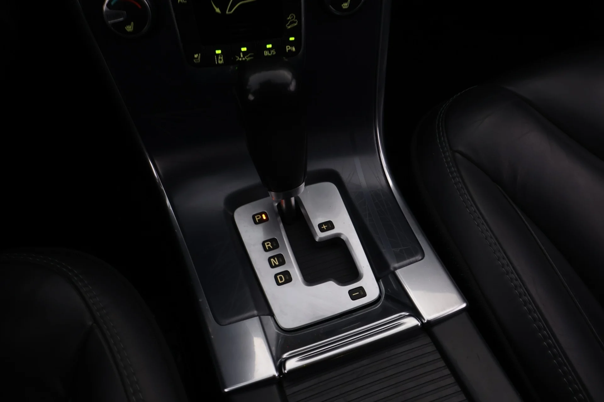 Car Image - 3BIhHpoRJqdmFxXRaCoGWd