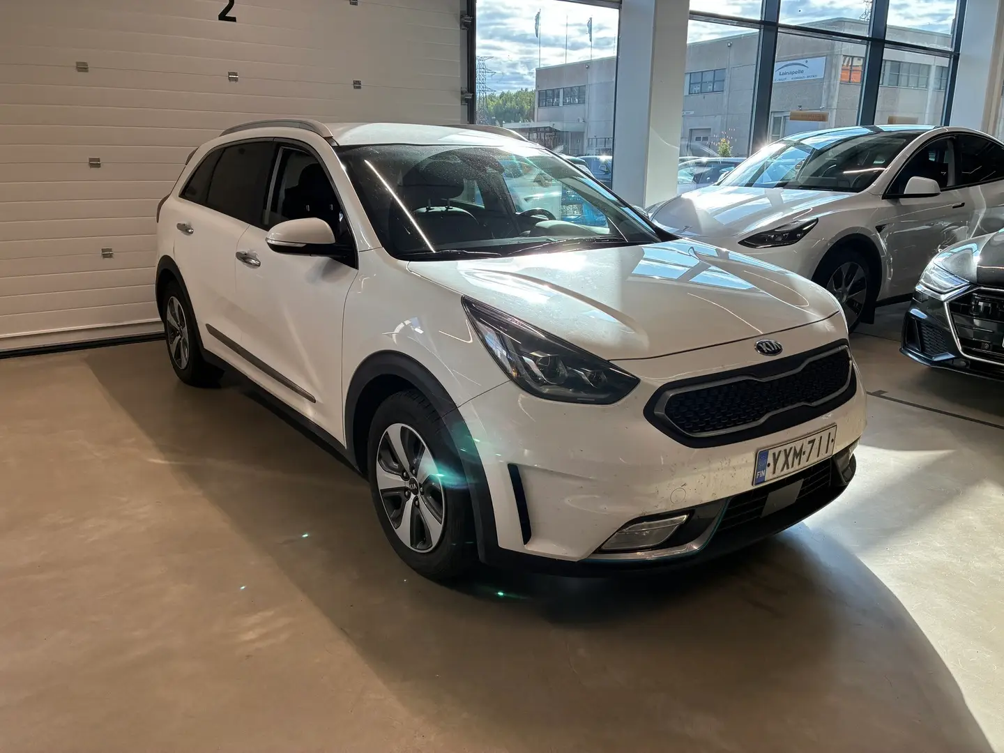 Car Image - 6j9RTFJLX1DNsgNUEtrq4K