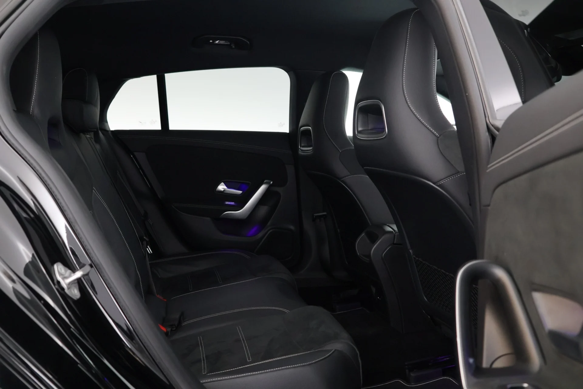 Car Image - 7vDdaeBgGQNoU0sIeI7sam