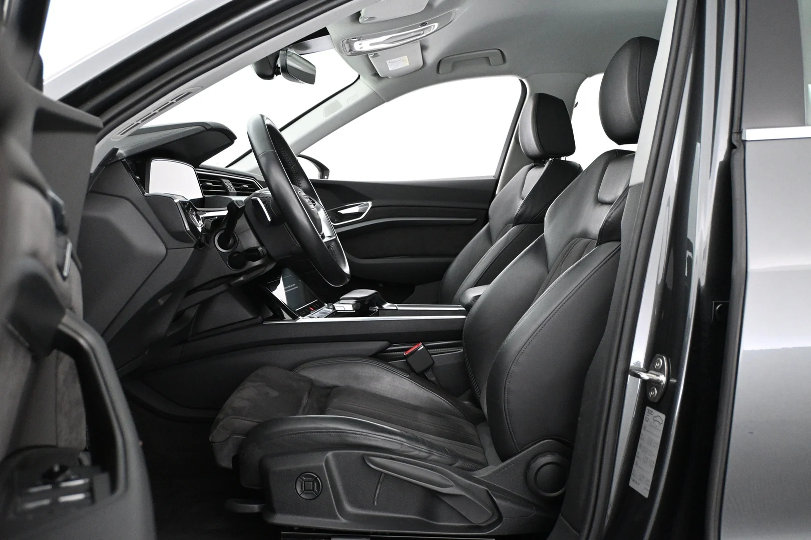 Car Image - 64k4BtwrddXqSjbX3GWmnl