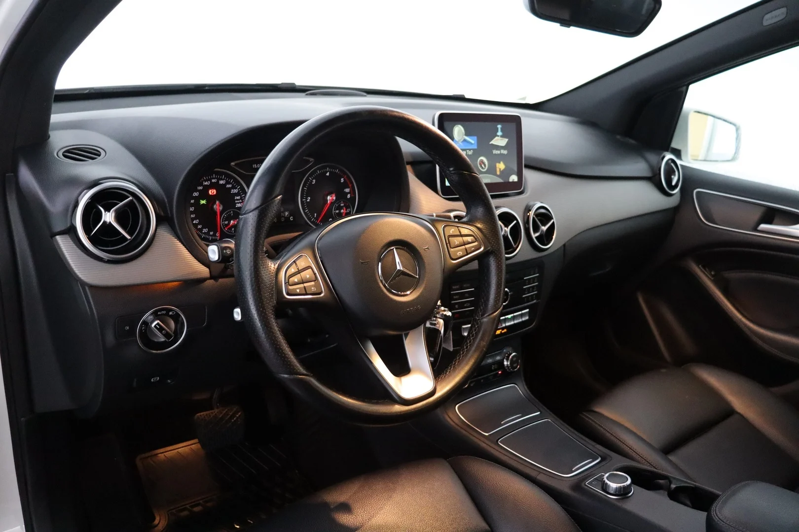 Car Image - 32WBBPeq8nOniVCTHmh0Cv