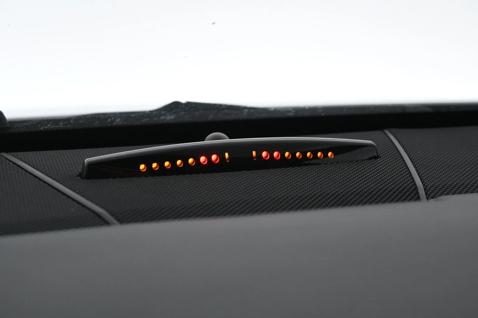 Car Image - 4c2tDA5UR5fNpB7rXiVJtK