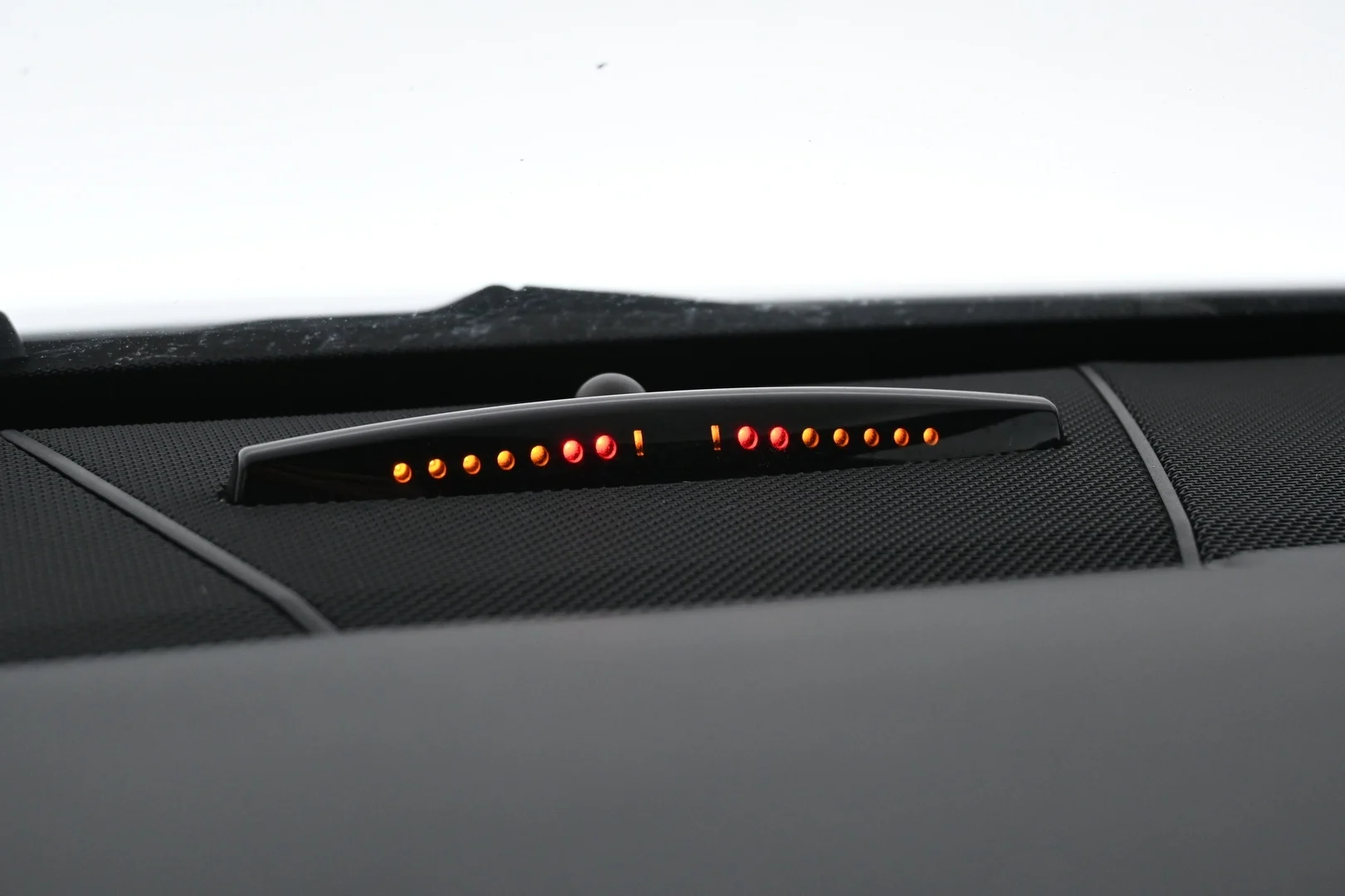 Car Image - 4c2tDA5UR5fNpB7rXiVJtK