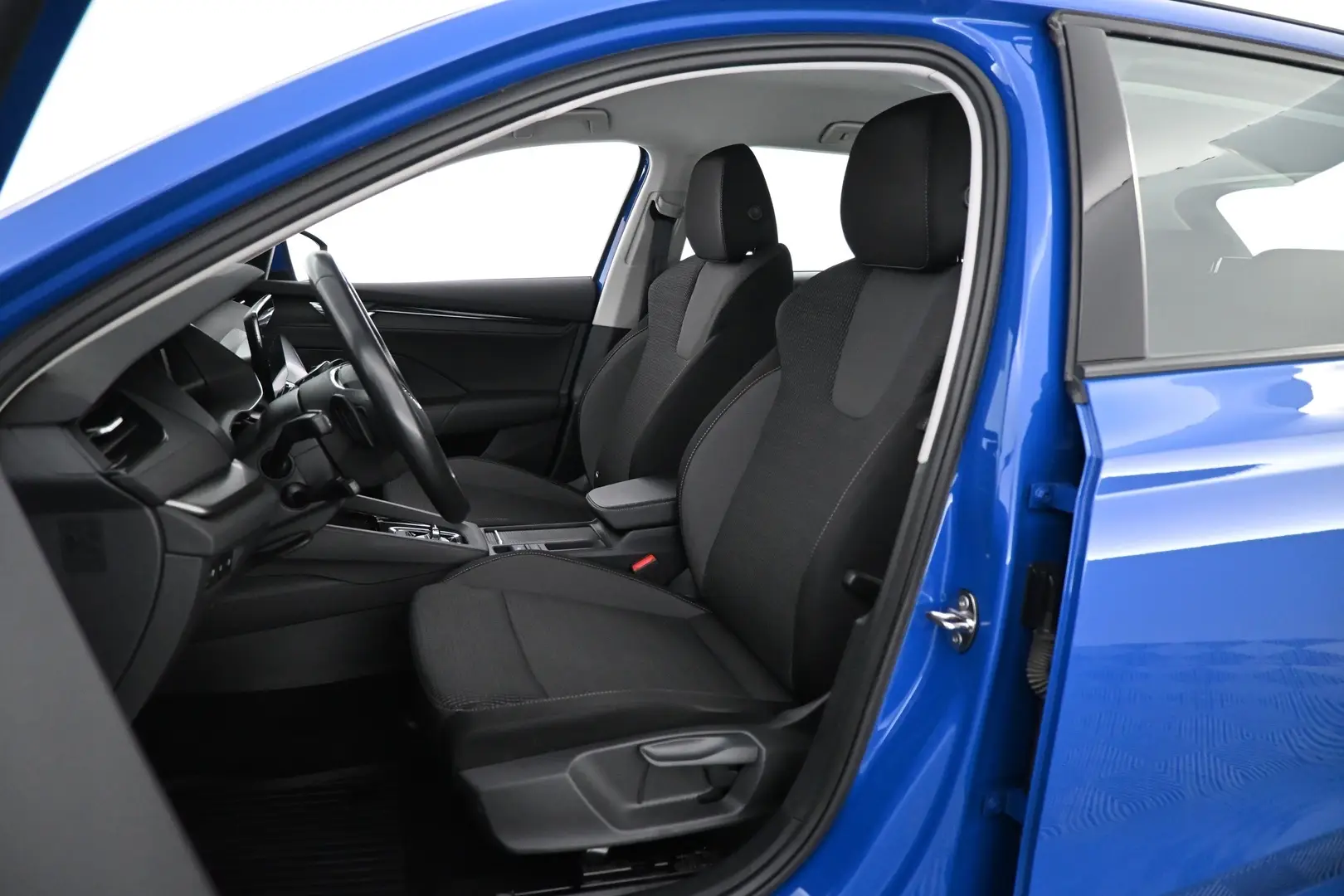 Car Image - 5t4LtVRdu9fEtDHHrLTvBY